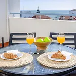 Bay View By Ocvillas 公寓